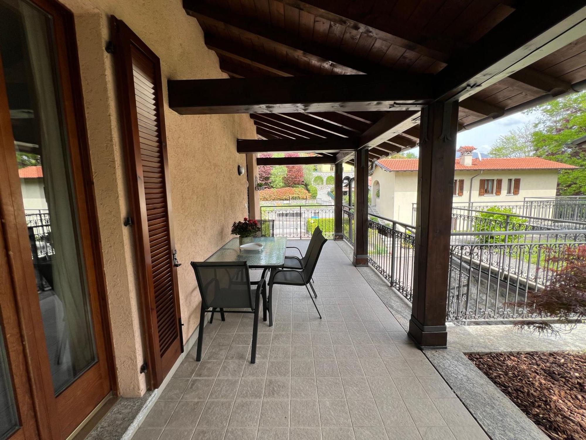 Villa L'Acero Rosso - Giardino Privato E Box Auto Menaggio Exterior foto